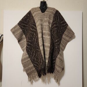 Vintage Peru Maya / Inca Wool Gray Woven Knit Poncho Saddle Blanket